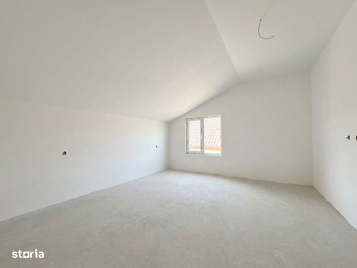 Vilă P+M cu 5 Camere - Lumina-6