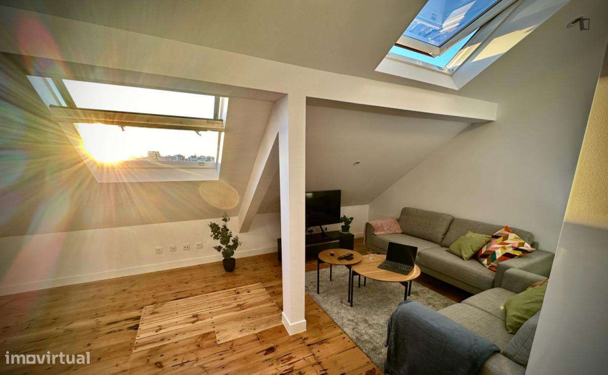 Quarto - localizado em Anjos Lisbon - Grande imagem: 5/13