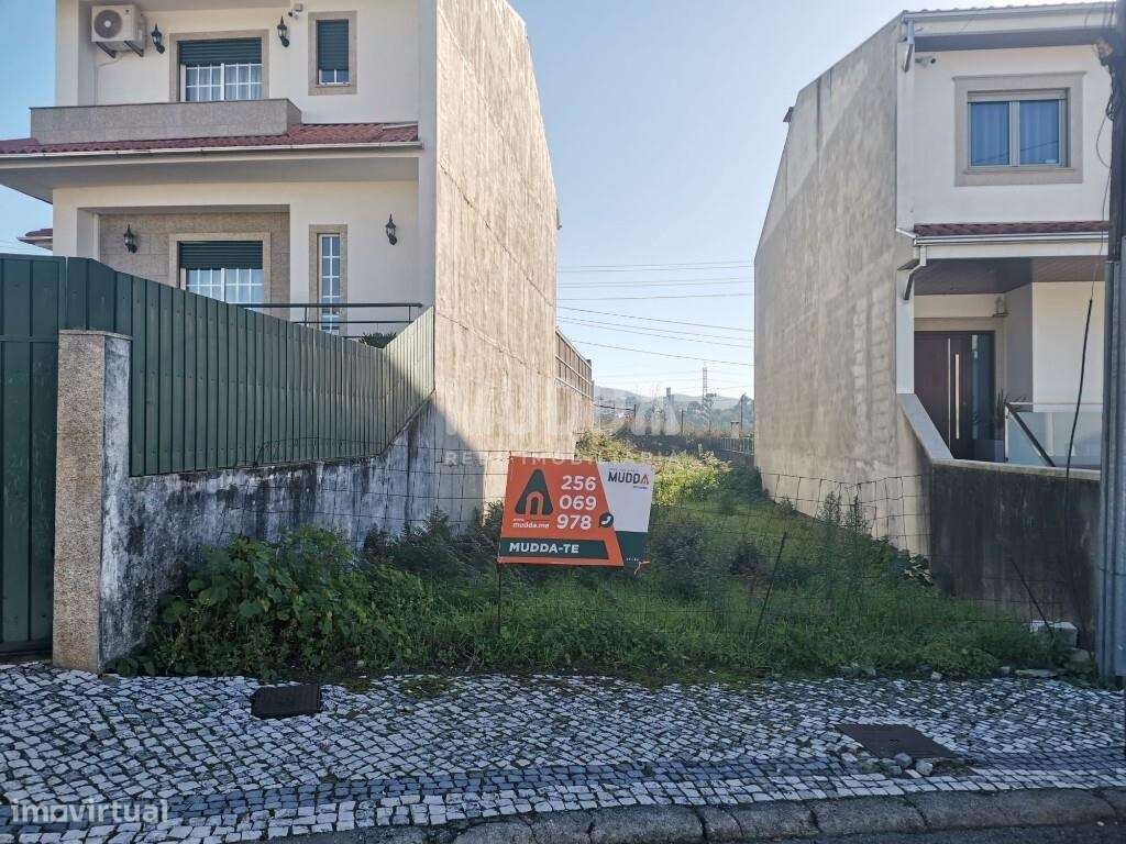 Exclusivo Lote de Terreno 204 m2 para Construção de Moradia em Banda-10
