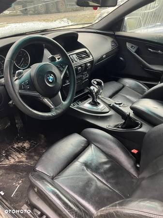 BMW Seria 6 650 i - 7