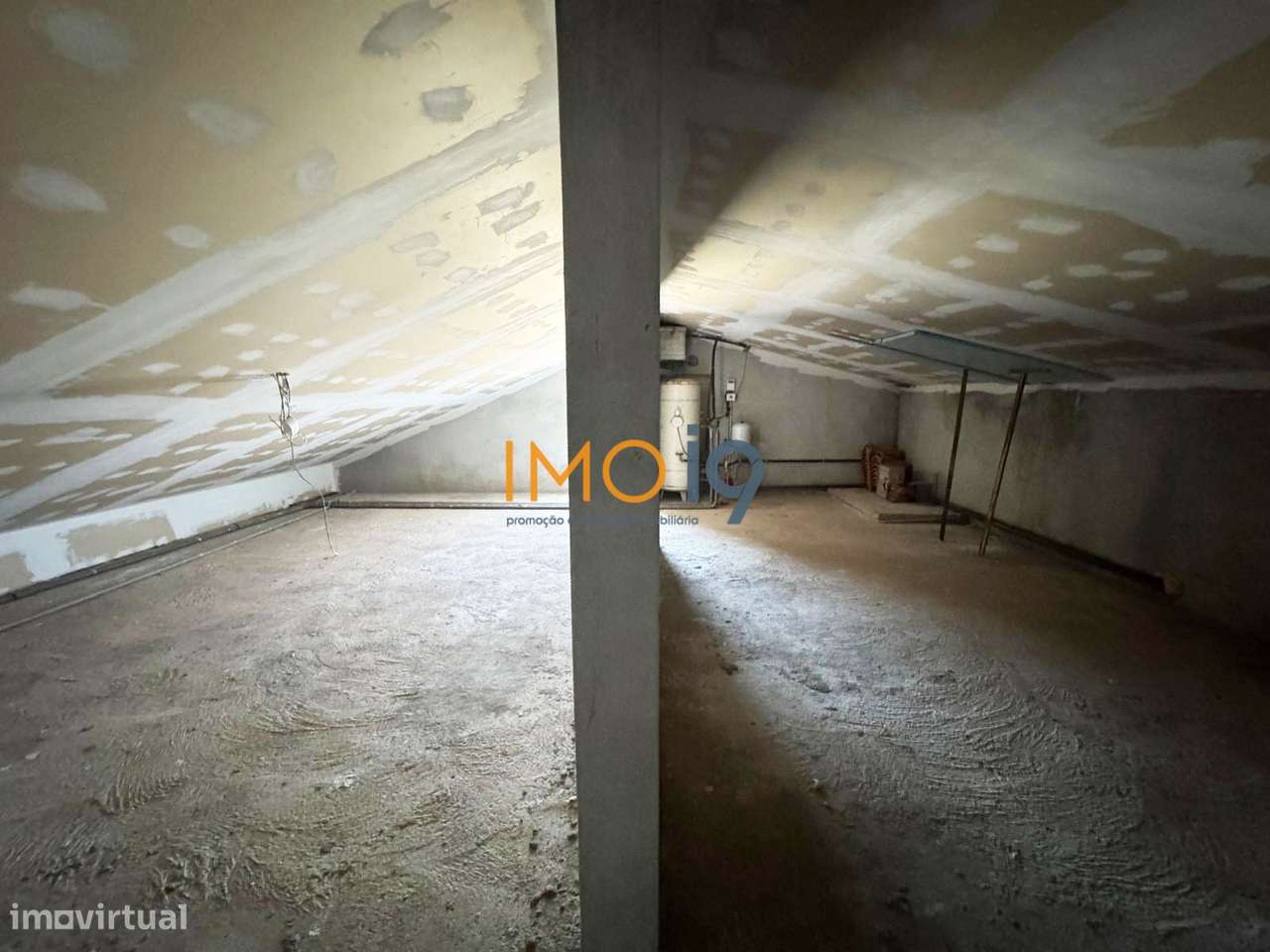 Moradia T5 com Piscina – Um refúgio a 5 minutos de Fátima-16