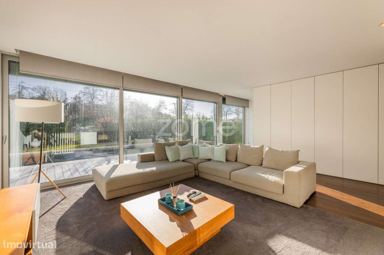 Moradia T4 com piscina em Tenões, Braga - Grande imagem: 3/54