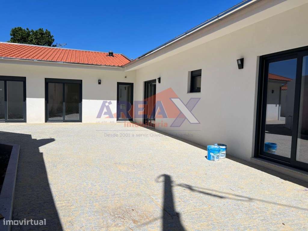 Moradia térrea com logradouro, anexo e alpendre - Grande imagem: 4/31