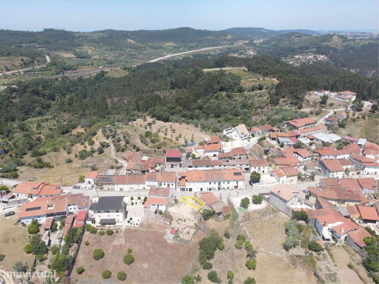 Lote com projecto aprovado-4