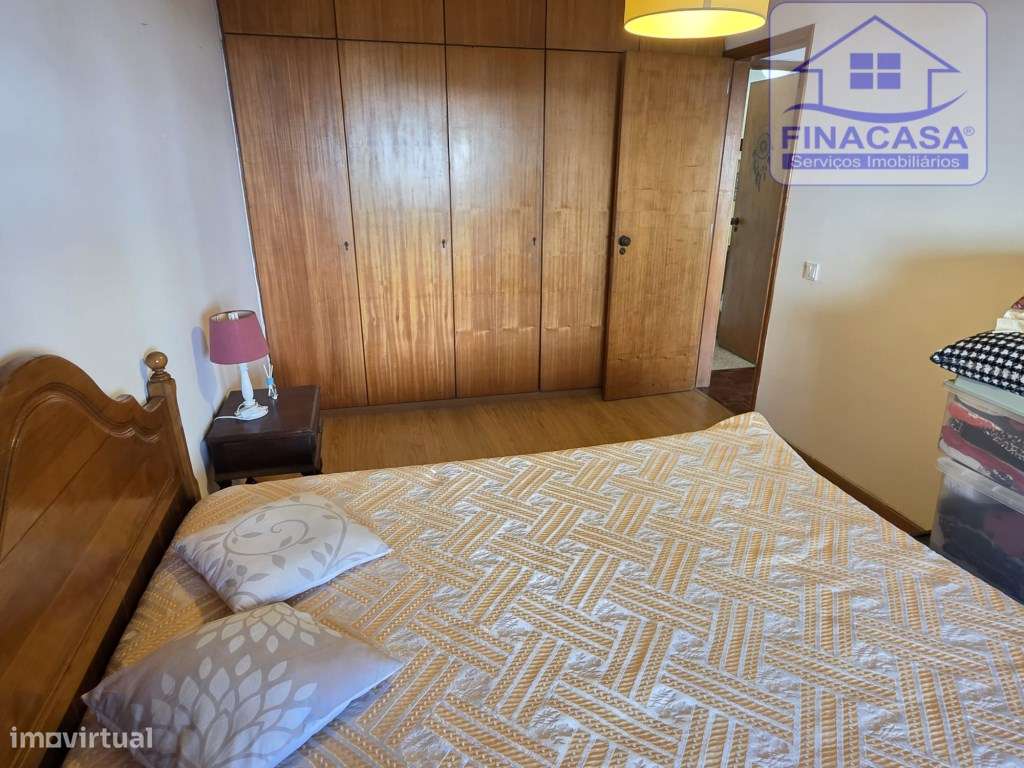 Apartamento T4 com boas áreas e excelente localização - Montalvão(S...-8