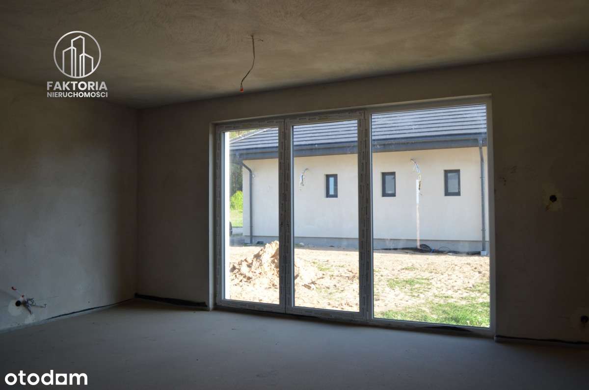 Środkowy segment szeregówki, stan deweloperski-3