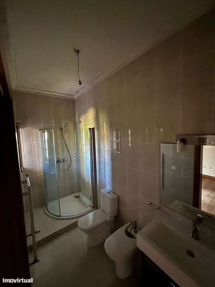 Imóvel de banco : apresente-nos a sua e-9