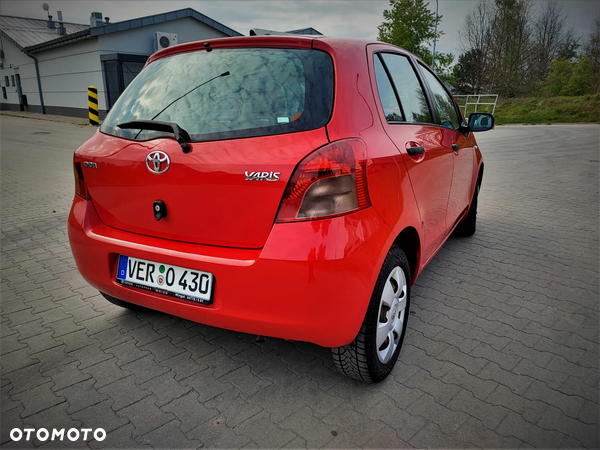 Toyota Yaris 1.0 VVT-i Cool Edition - 5