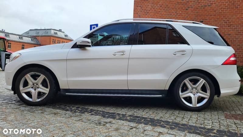 Mercedes-Benz ML 350 BlueTec 4-Matic - 16