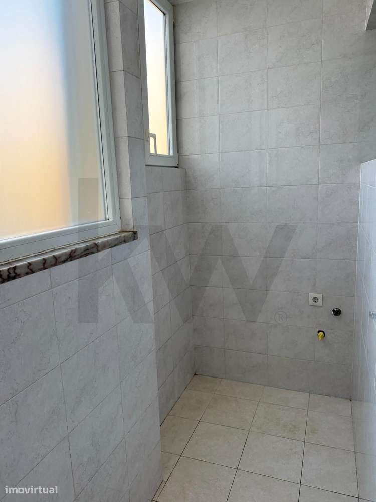 Apartamento T2 nas Águas Livres - Grande imagem: 4/24