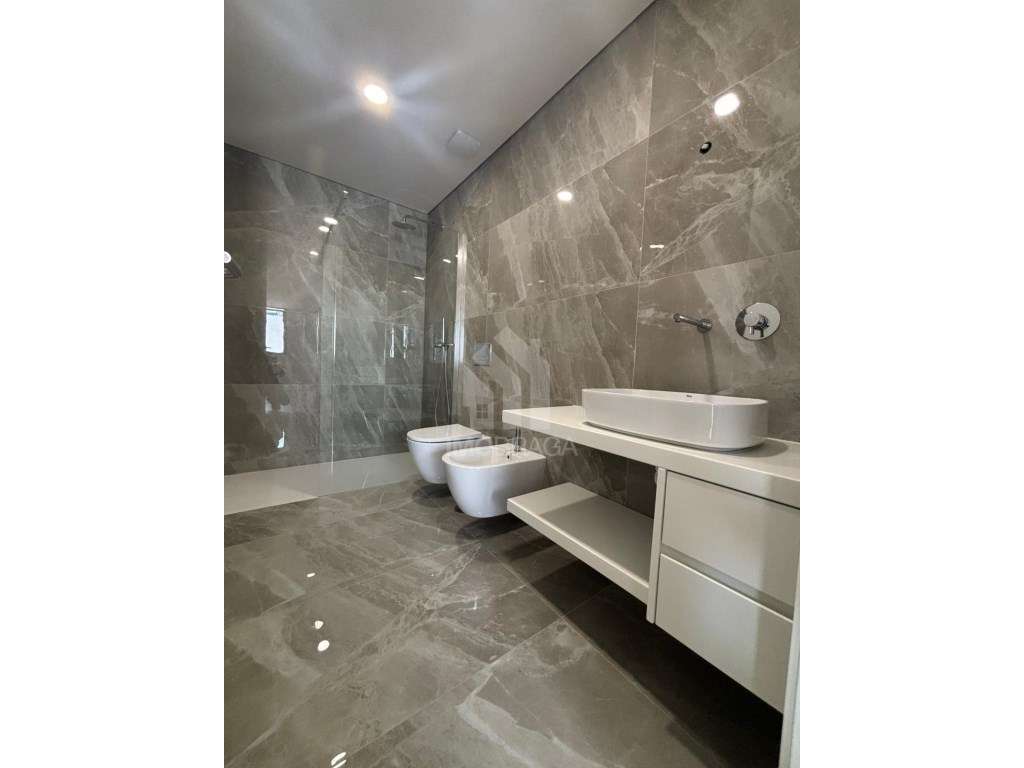 Venda Apartamento T3 Novo, em Ferreiros - Pronto a Habitar-25