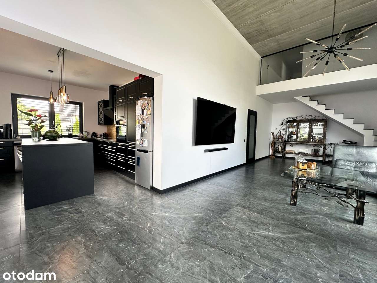 Nowoczesna bryła, duża przestrzeń. - Pełny obrazek: 5/17