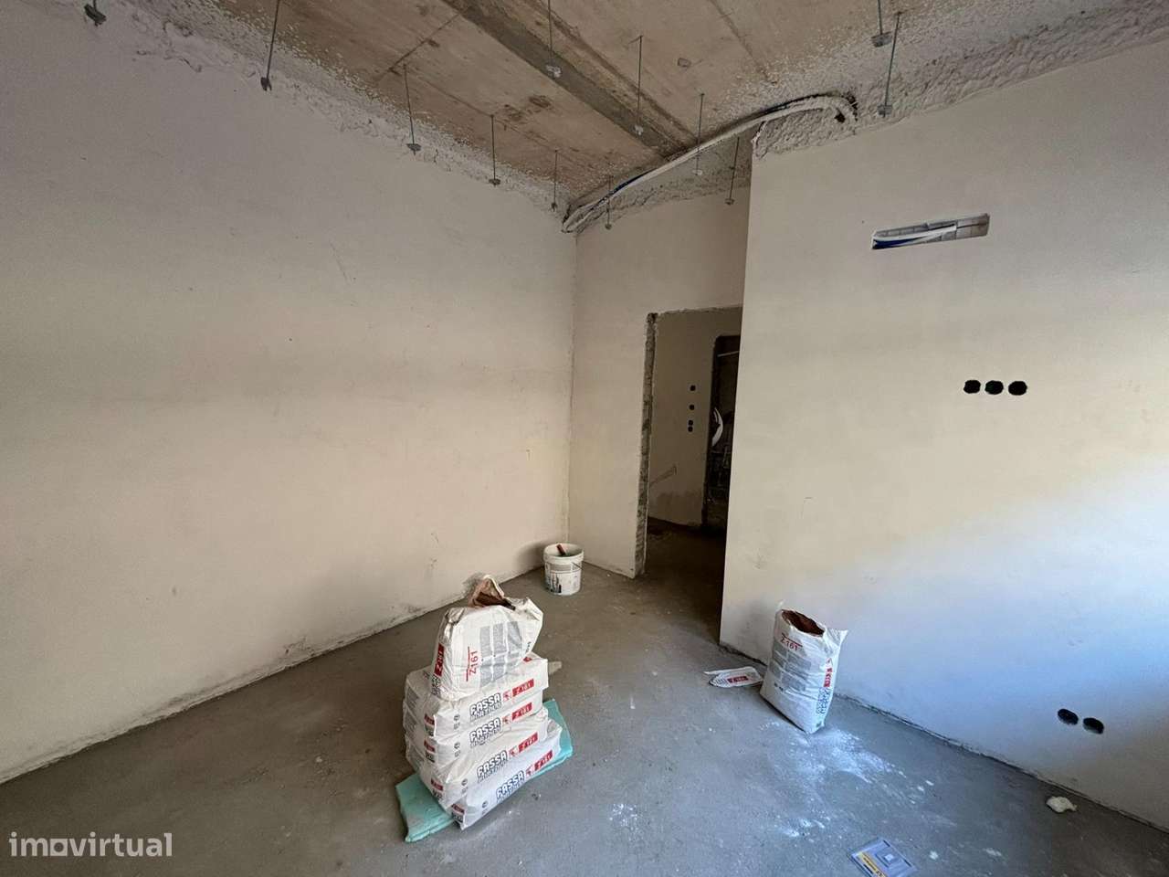 Apartamento novo T2 com quintal!-2