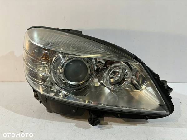 Mercedes C W204 Lampa kompletna Xenon R - 13892 - 2