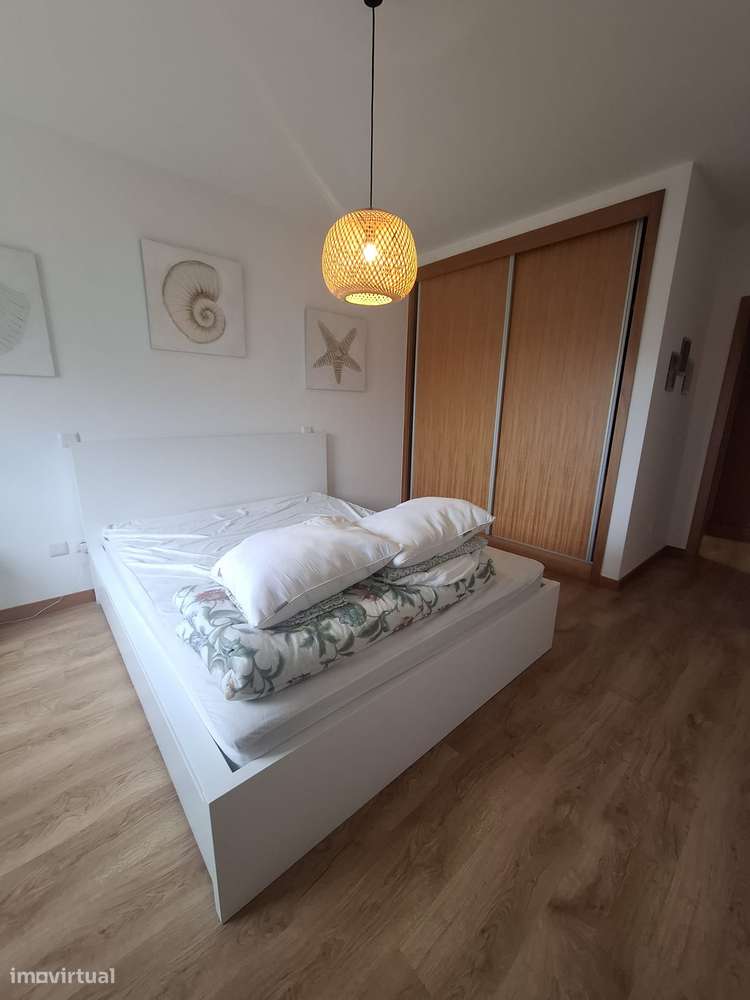 Moradia T4 em Cepães, Marinhas-11