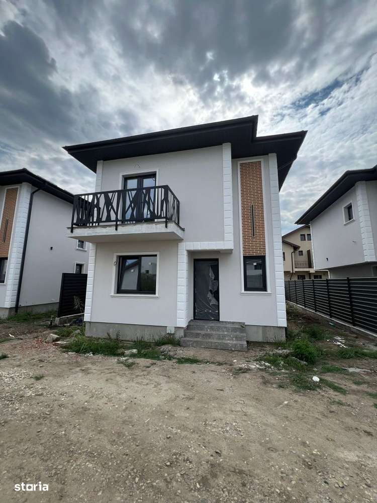 Vila singulara Safirului - Imagine principală: 4/19