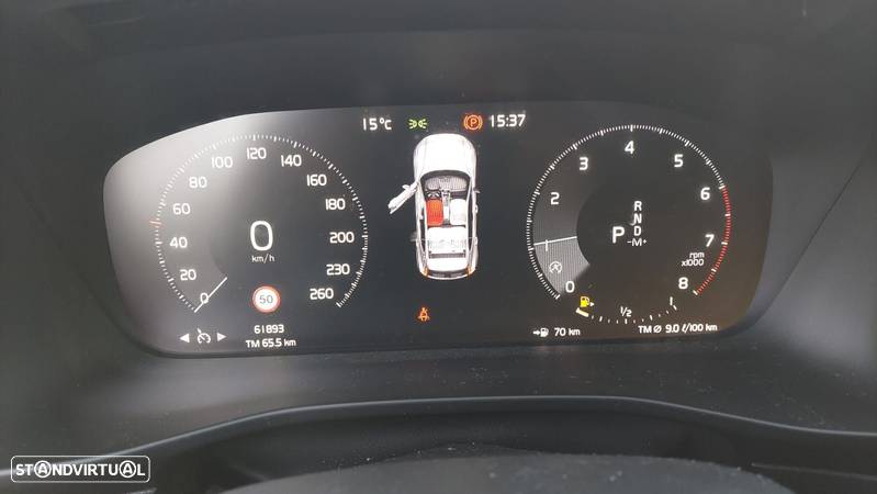 Volvo XC 40 1.5 T3 Momentum Plus Geartronic - 10