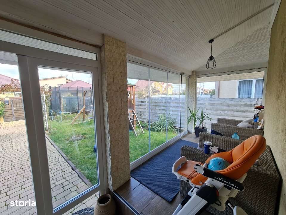 Casa Domnesti | Spatioasa, Luminoasa, Ideala pentru Familie-12