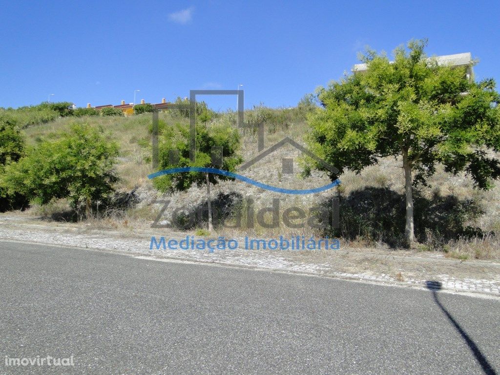 Terreno para construção de moradia térrea, localizado em ...