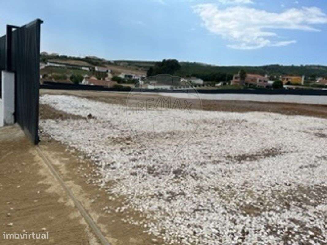 Outros - Comercial  para arrendamento - Grande imagem: 2/8