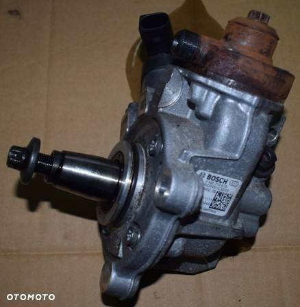 Pompa wtryskowa BMW F10 F20 F30 118d 318d - 3