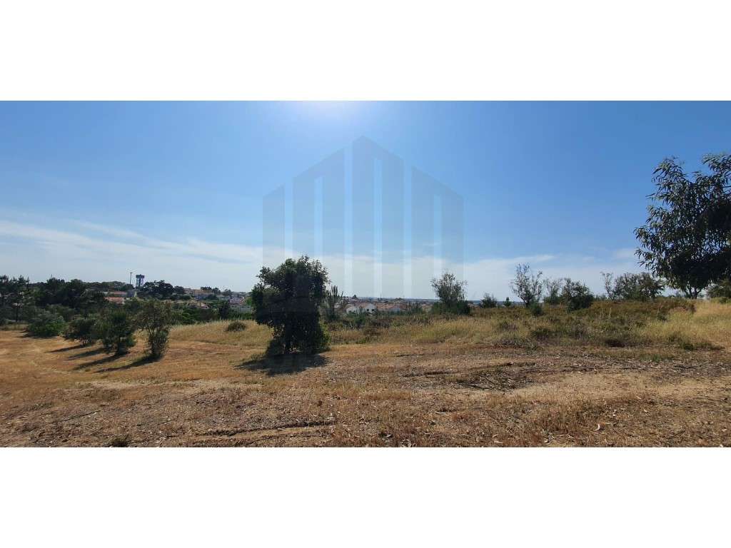 Terreno com a área de 34.231 m2, com viabilidade de construção para... - Grande imagem: 5/17