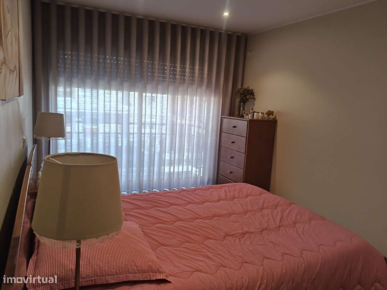 T2 Mobilado e Equipado com Garagem Fechada Pronto a Habitar Creixomil - Grande imagem: 5/20