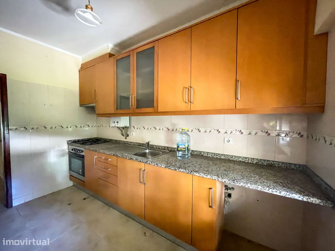 Prédio - 8 T2 + Sótão - Póvoa de Santa Iria-13