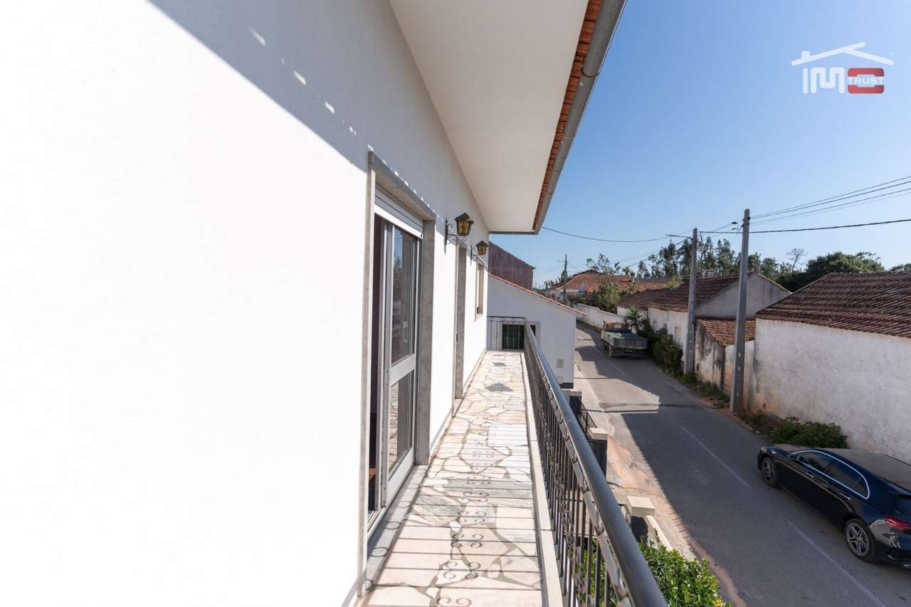 Moradia T3, Pinheiro, Ourém-19
