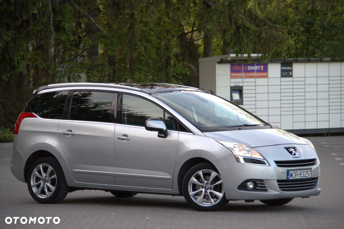 Peugeot 5008 2.0 HDi Allure 7os - 8