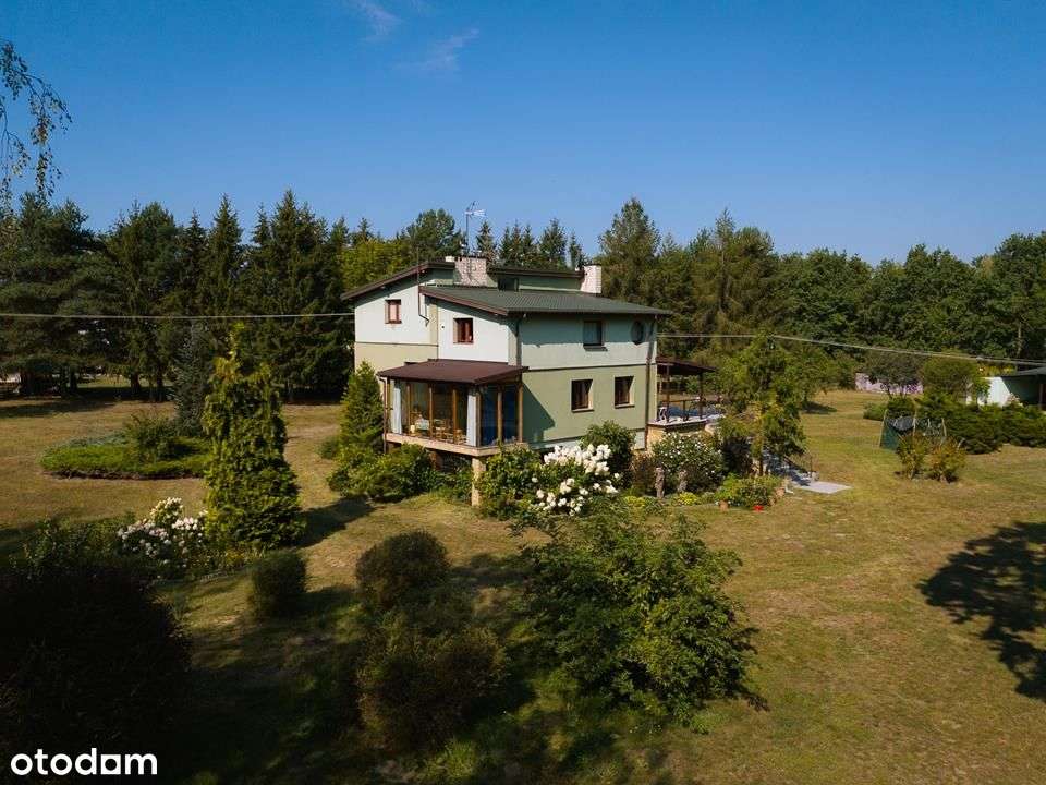 Urokliwy dom 270m2 na dużej działce 80 ar-2