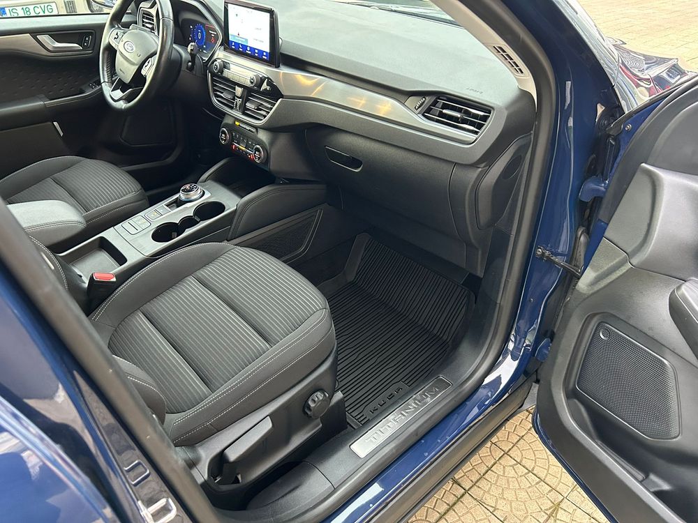 Ford Kuga - foto 10