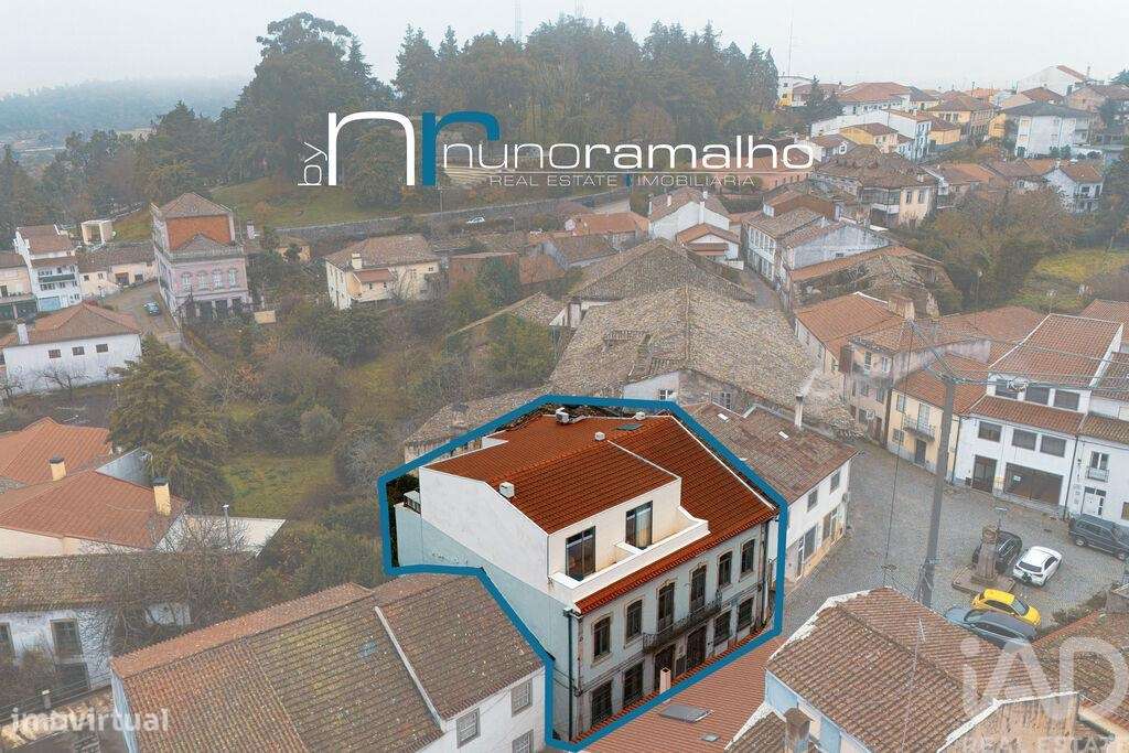 Casa / Villa T8 em Pinhel de 259 m2 - Grande imagem: 4/40