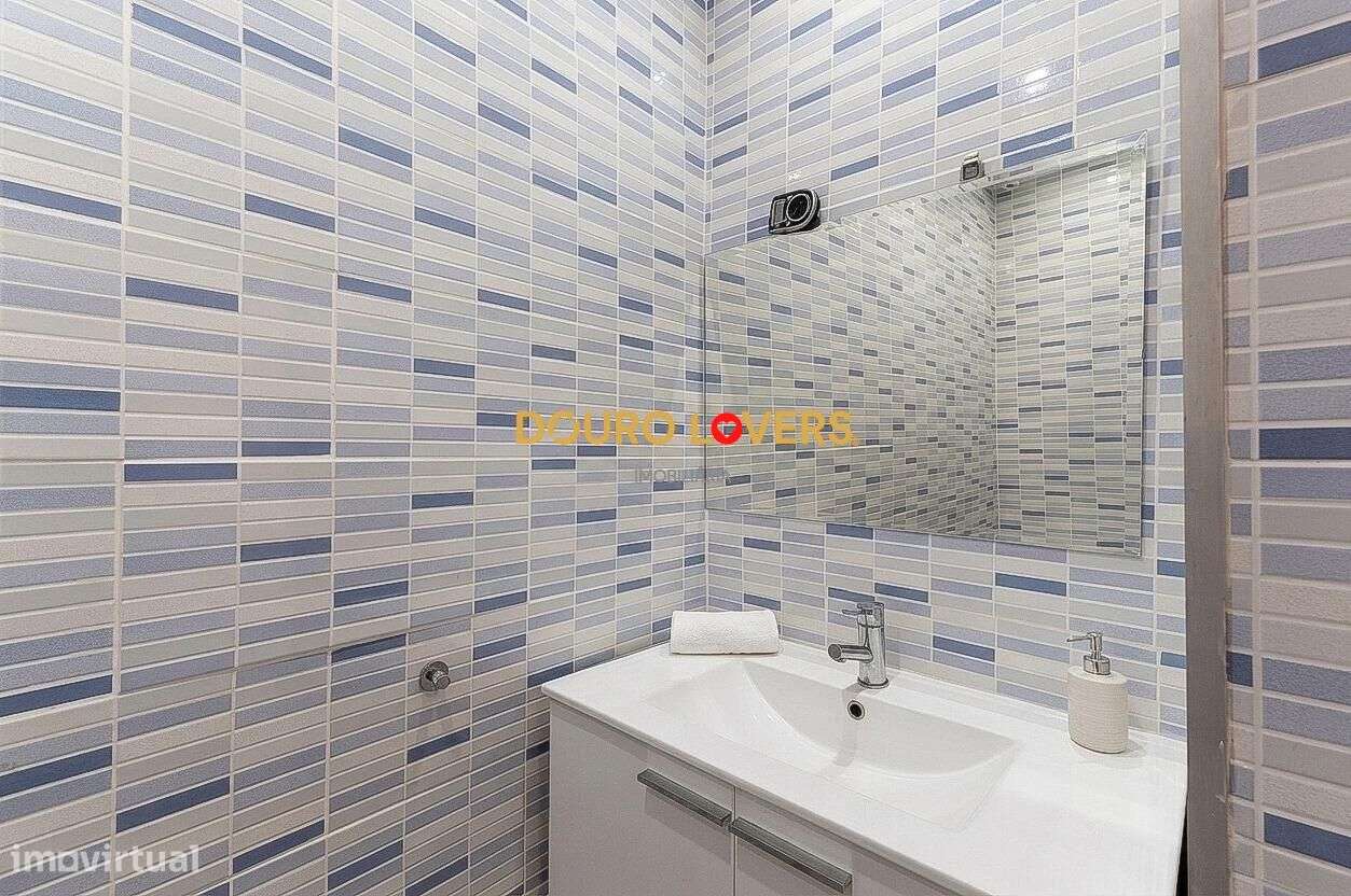 T2+1 Renovado em Matosinhos Sul-7