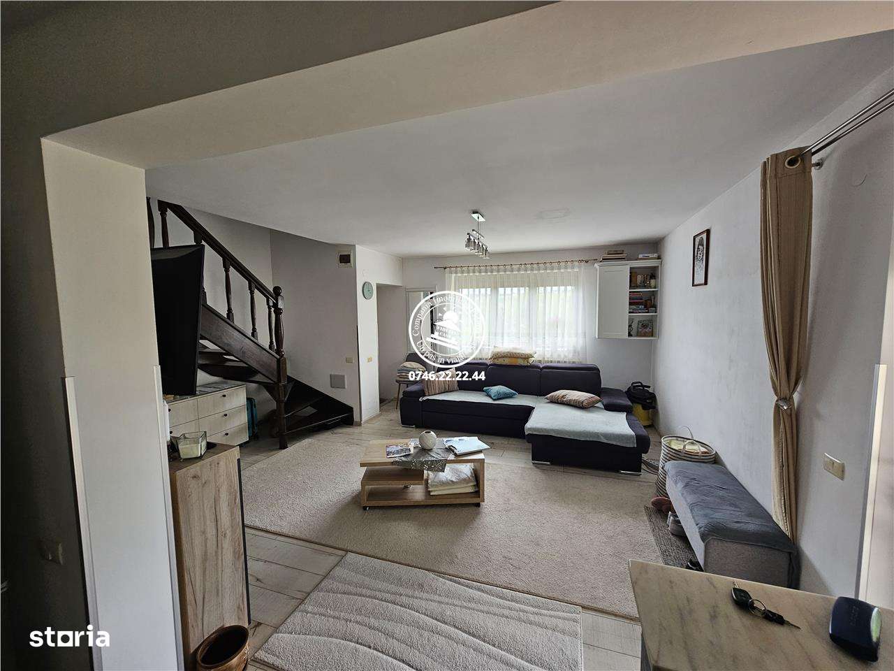 Casa in Aroneanu cu teren 571 mp cocheta cu priveliste spre lac - Imagine principală: 4/5