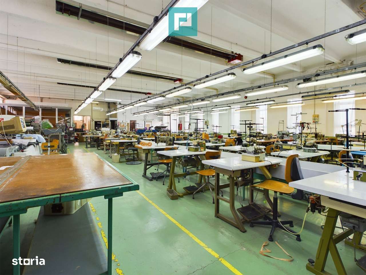 Spațiu industrial cu platformă betonată și teren - Imagine principală: 4/14