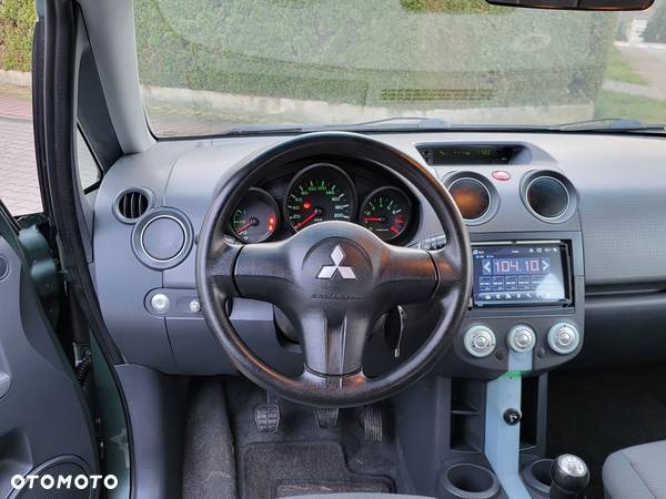 Mitsubishi Colt 1.3 Invite - 19