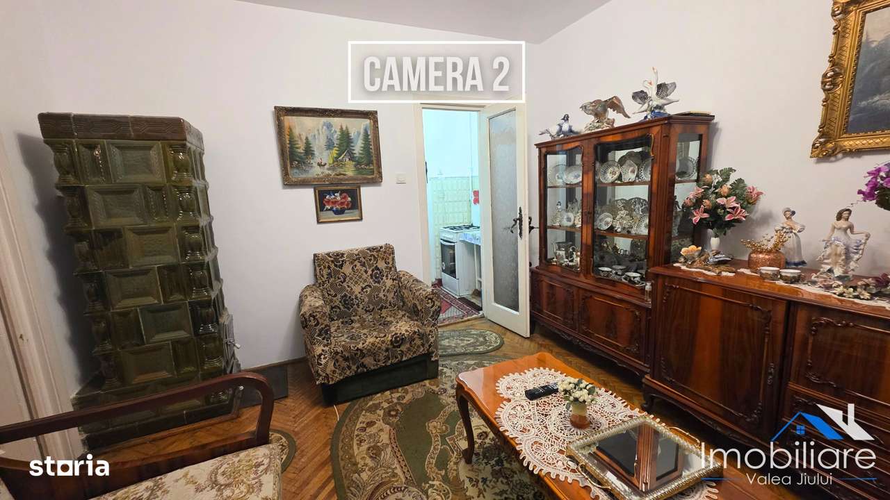 Casa cu 3 camere și curte – Petroșani, Colonie-7