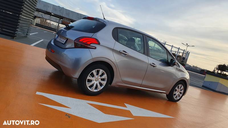 Peugeot 208 1.2 L PureTech Style - 31