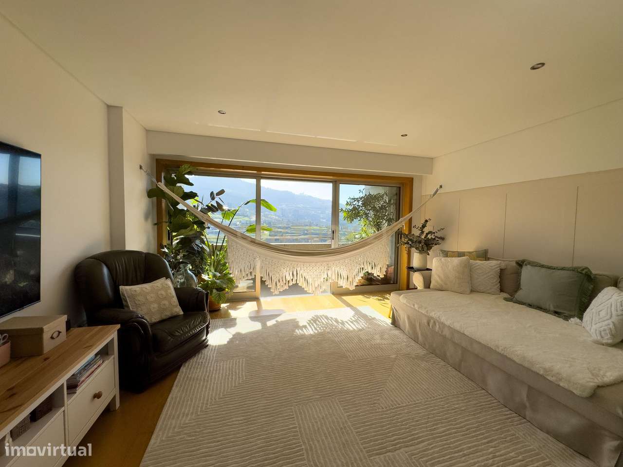 Apartamento T3, 5º andar na Costa, Guimarães, Rua Antero Henriques da - Grande imagem: 2/47