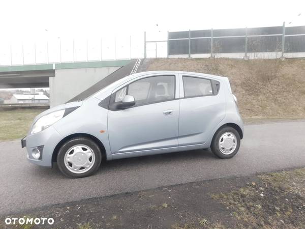 Chevrolet Spark 1.0 Base+ - 19