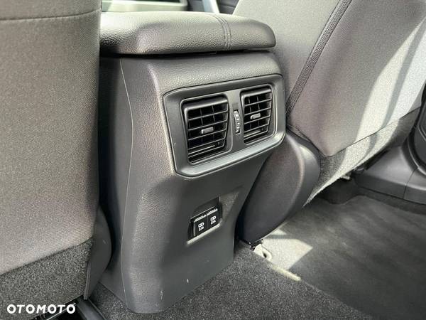 Toyota RAV4 2.0 Comfort 4x2 - 34