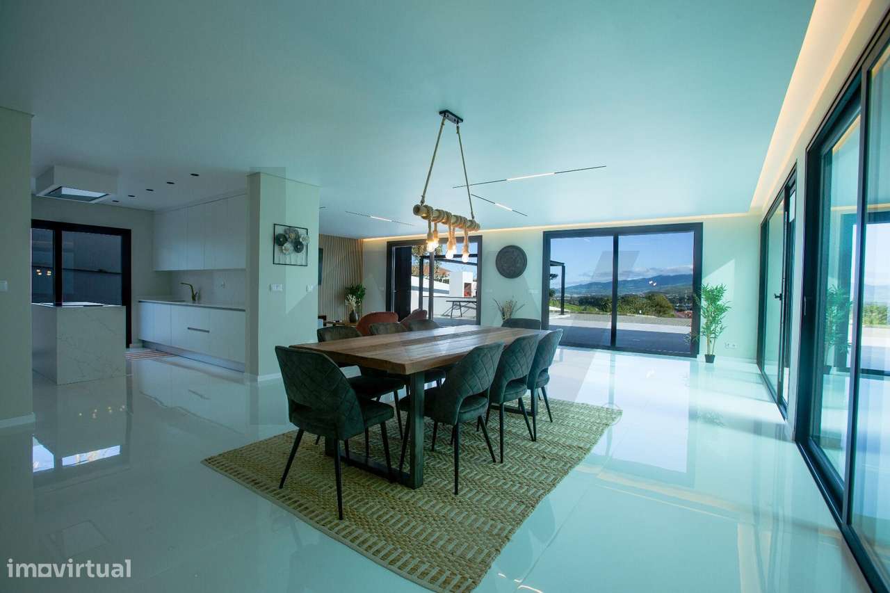 Moradia de luxo com piscina interior e vista verde e mar | Pico da Ped - Grande imagem: 4/44