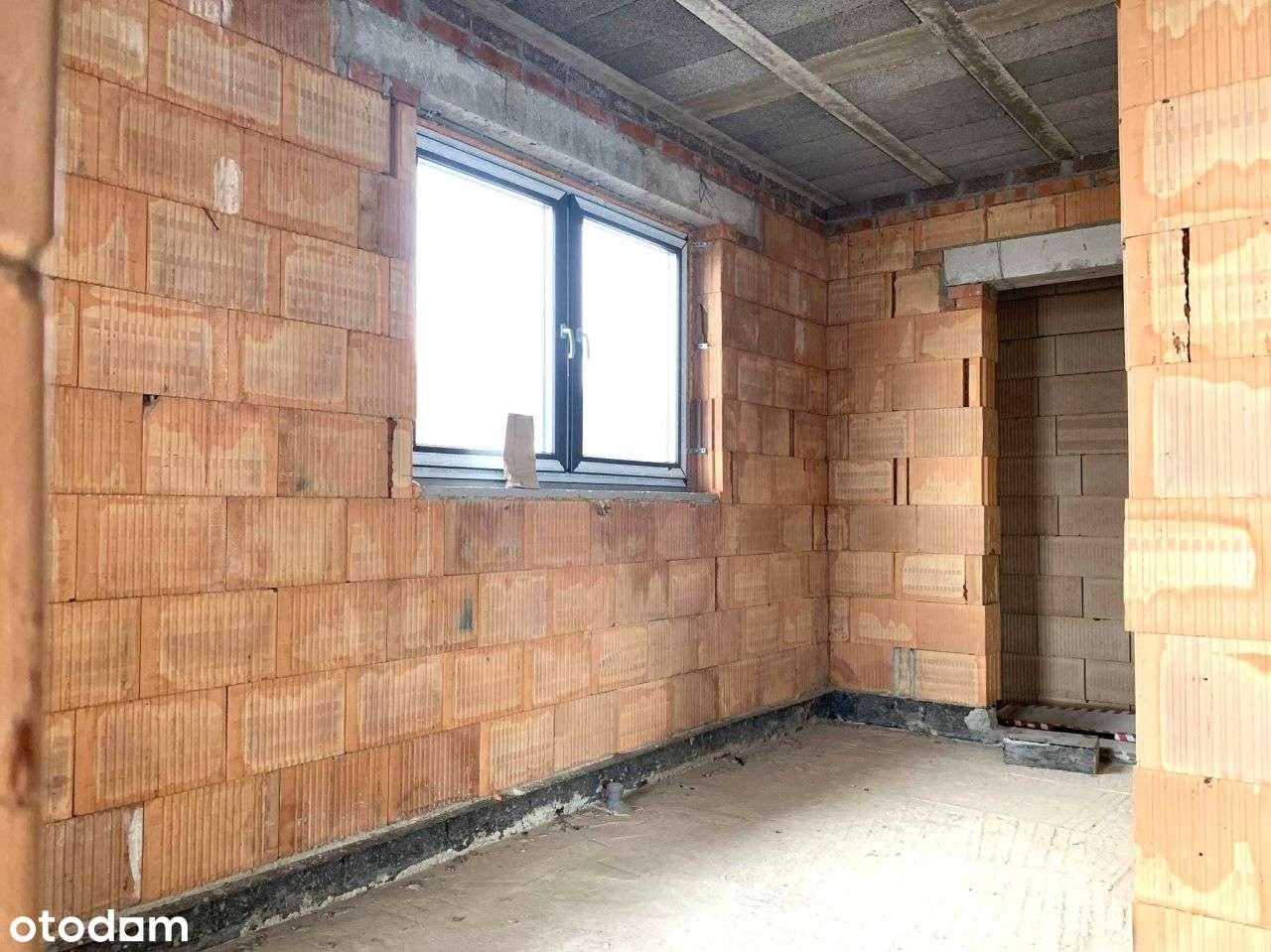 dom w stanie surowym zamkniętym Osiek Mały woj wlk-10