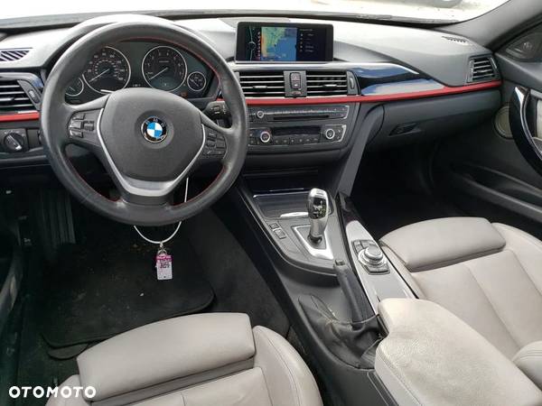 BMW Seria 3 335i - 8