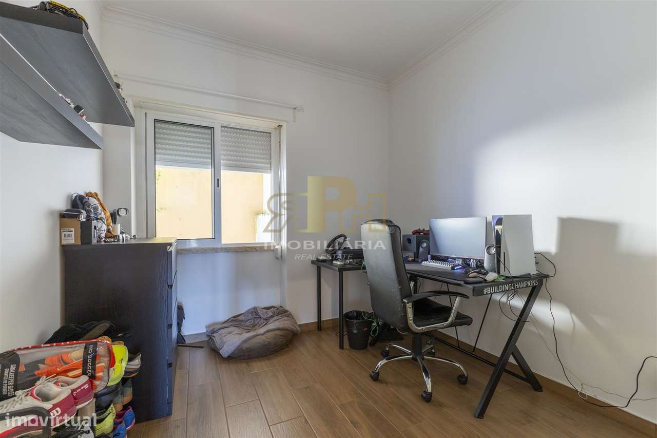 Apartamento T2 Venda em Santarém (Marvila), Santa Iria da Ribeira de S-17