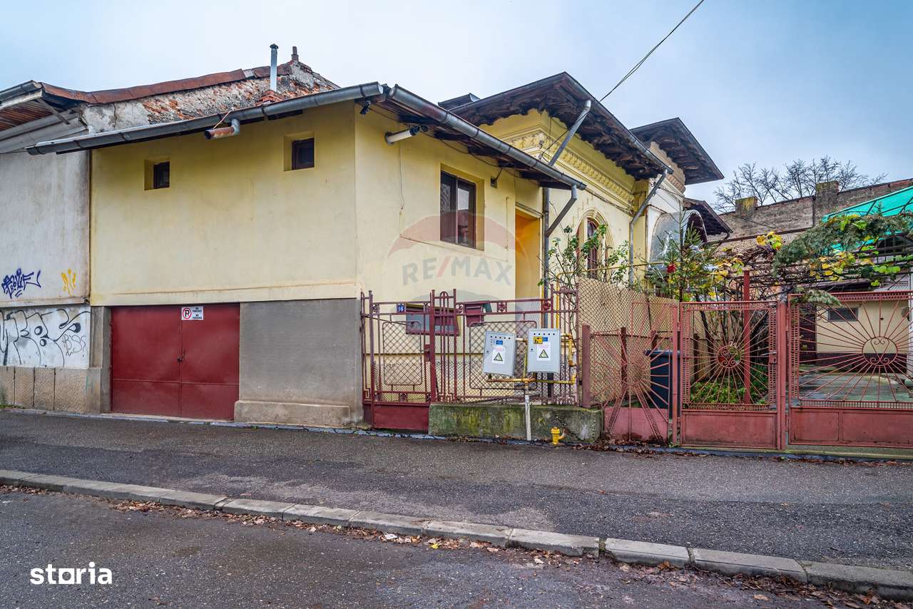 Casa ultracentrală cu 2 camere de vanzare in Ploiesti - Imagine principală: 2/13