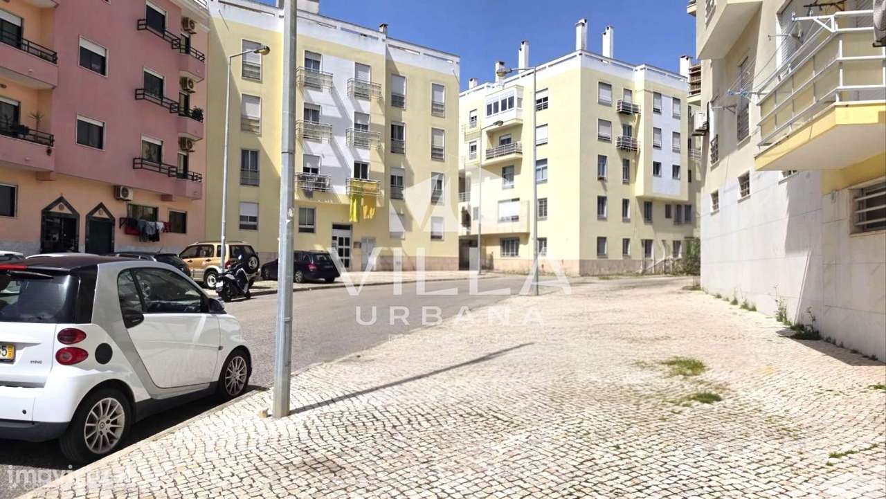 Garagem individual no Feijó-11