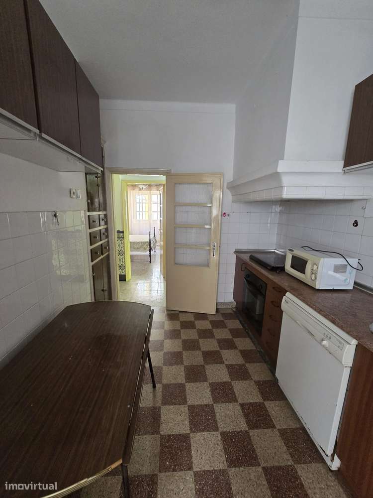 VENDO APARTAMENTO T2 - Grande imagem: 5/12