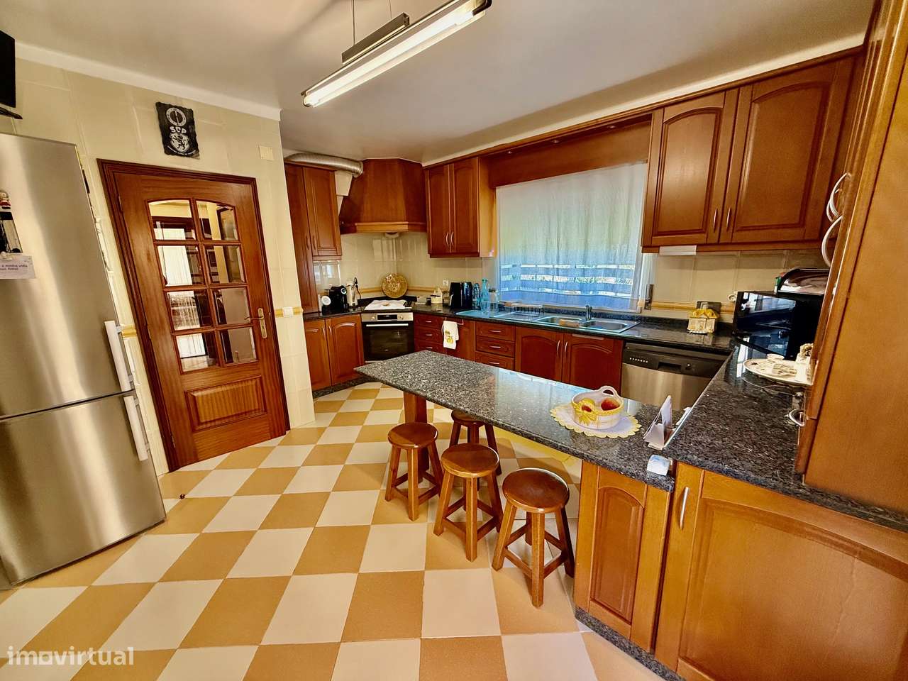 Moradia com garagem e jardim espaçoso - entre Caldas Rainha e Óbidos-11